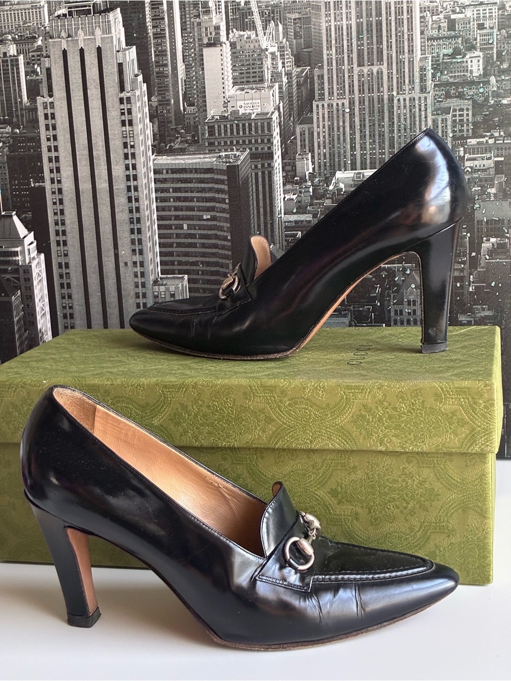 Gucci Black Leather Horsebit Mid-Heel Pumps - Picture 8 of 8